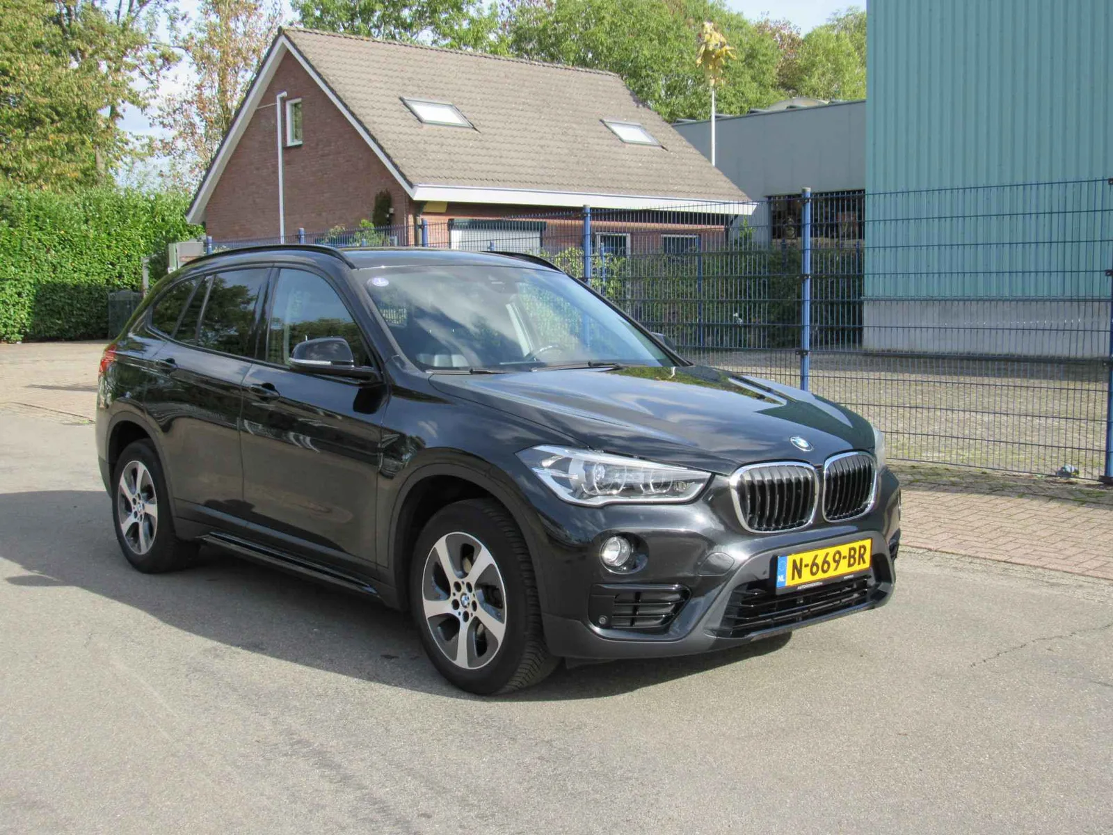 BMW X1 (2017) — foto 1