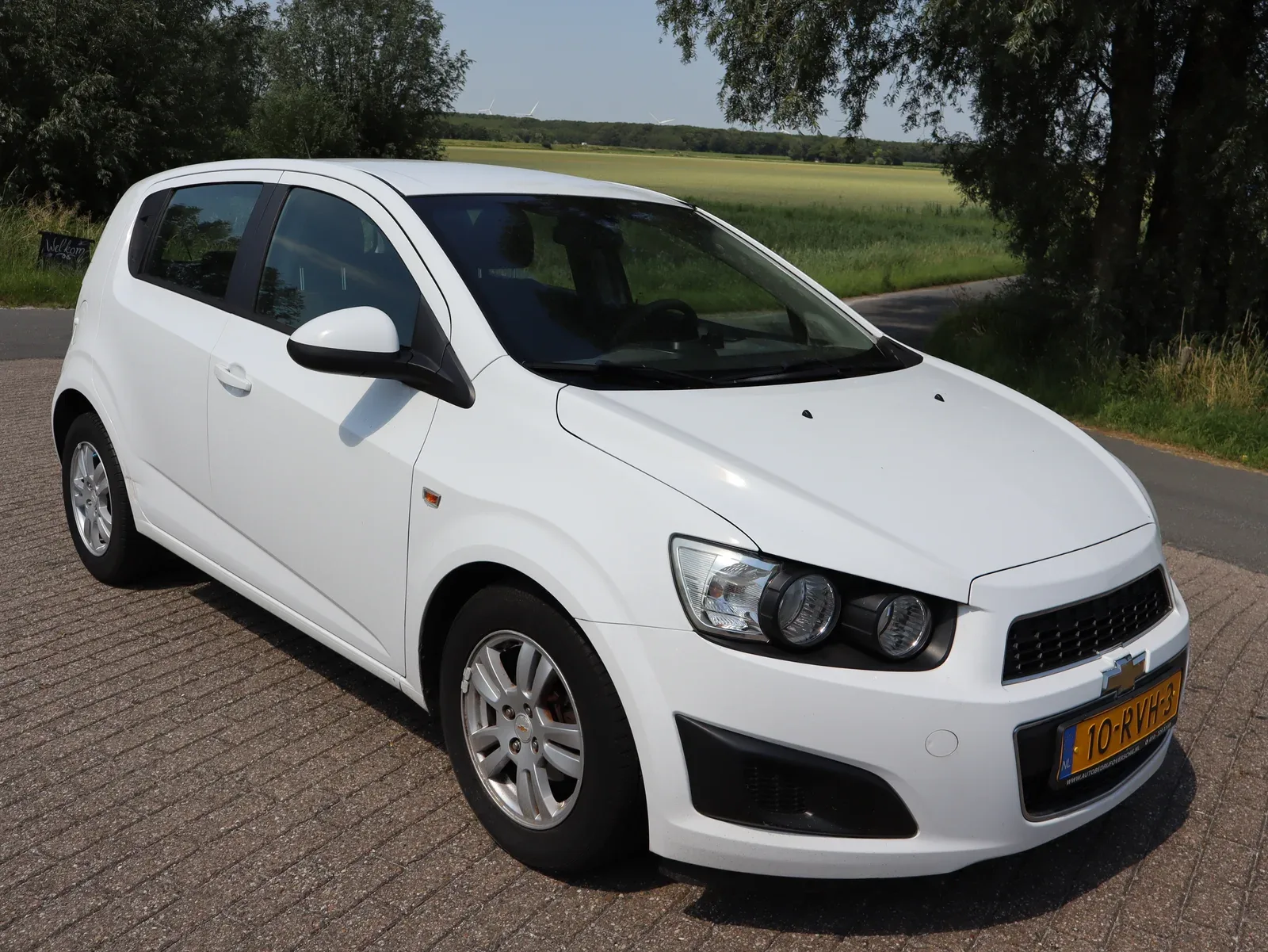 Chevrolet Aveo (2011) — foto 1