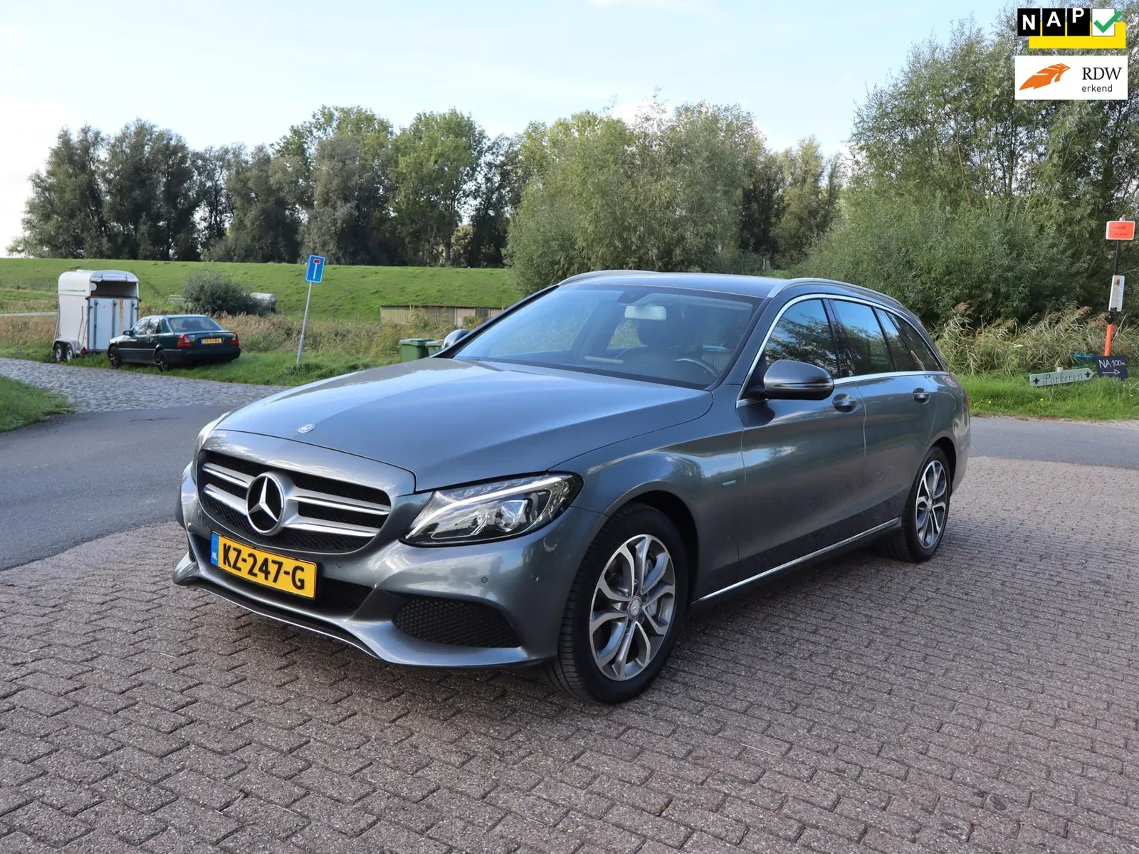 Mercedes-Benz C-Klasse (2016) — foto 1