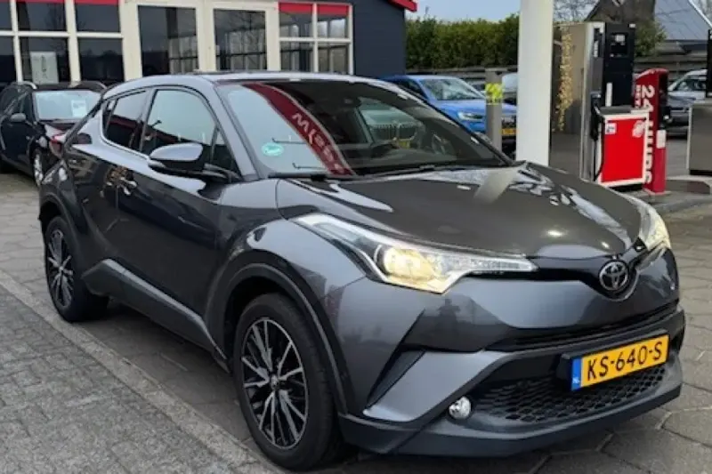 Toyota C-HR (2016)