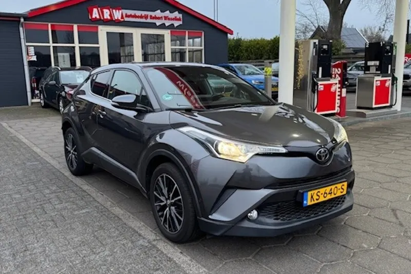 Toyota C-HR (2016)