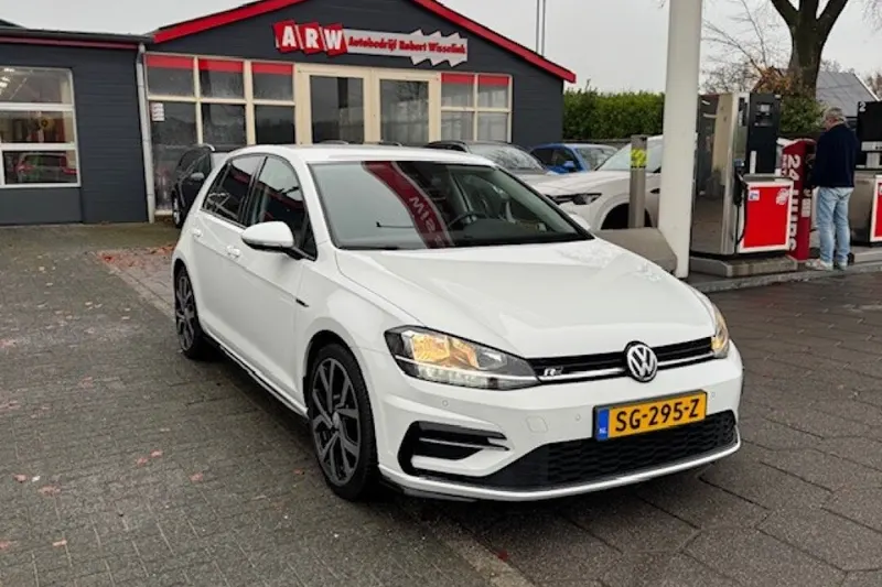 Volkswagen Golf (2018)