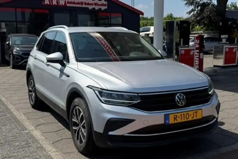 Volkswagen Tiguan (2022)