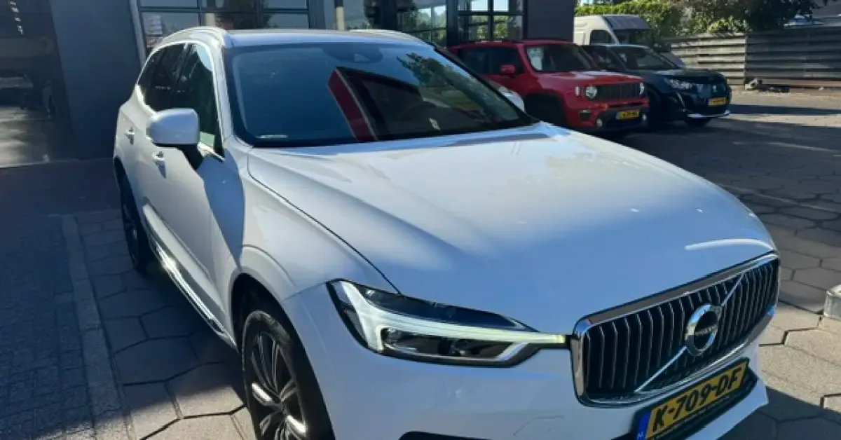 Volvo XC60 (2018) — foto 1