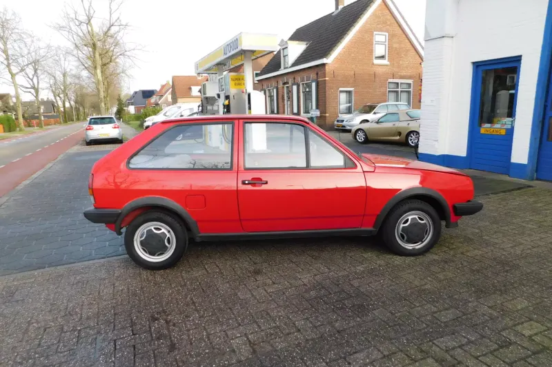 Volkswagen Polo (1988)