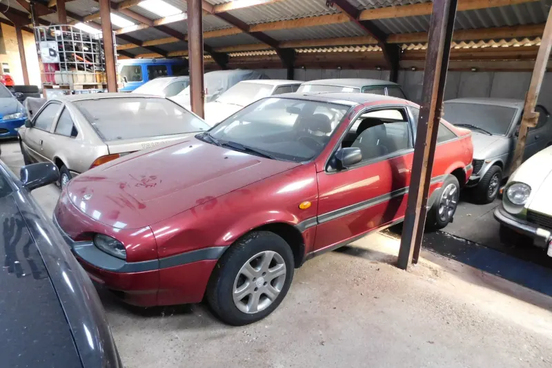 Nissan 100 NX (1992)