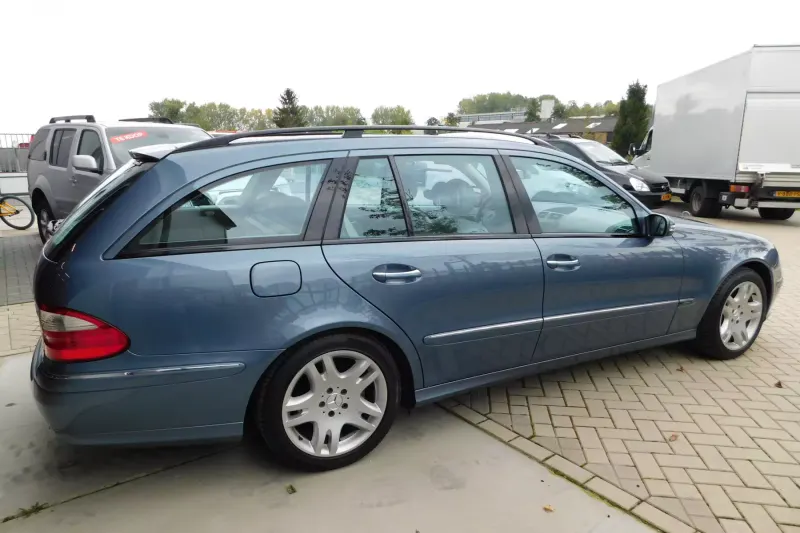 Mercedes-Benz E-Klasse (2004)