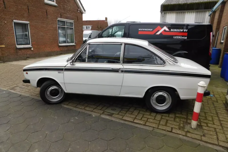 DAF 66 (1974)