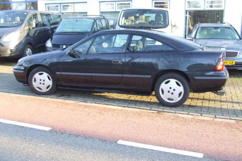 Opel CALIBRA (1991)