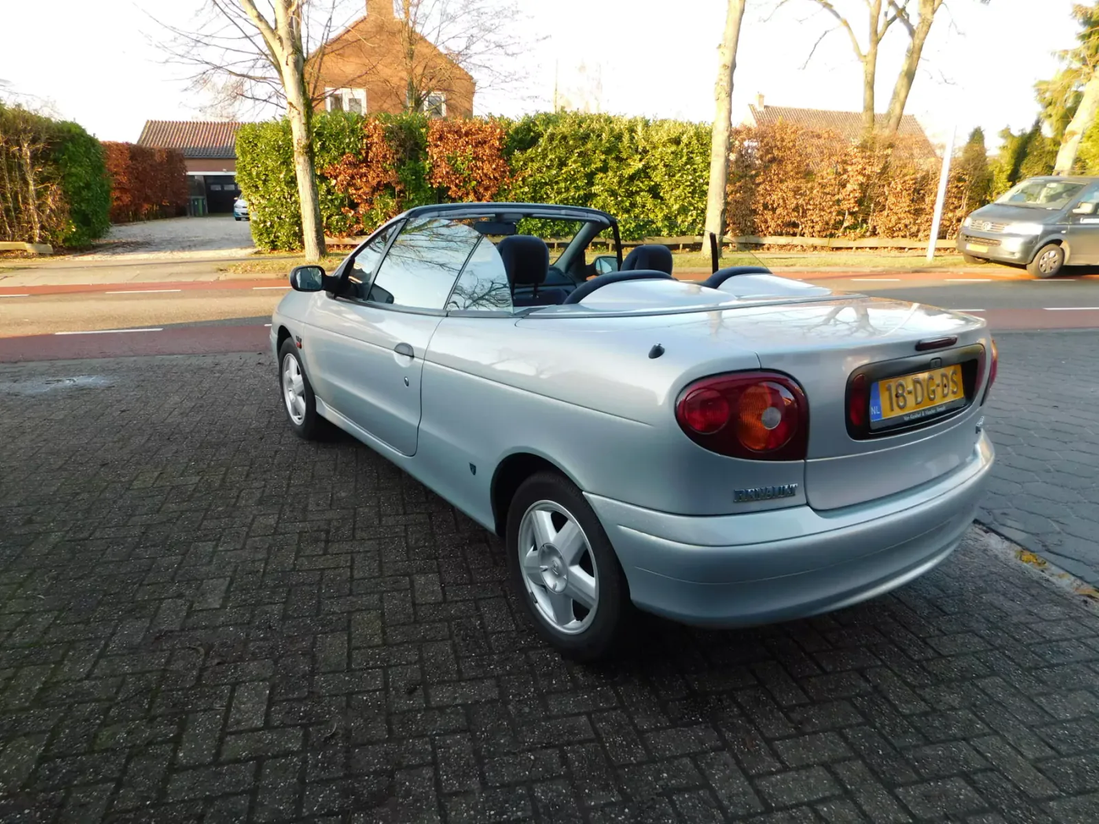 Renault Mégane (1999) — foto 1