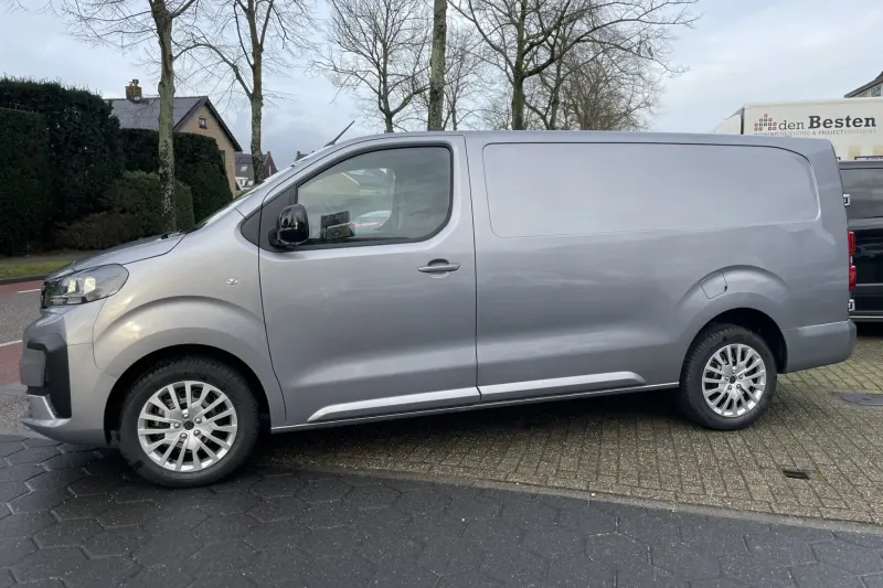 Peugeot Expert (2024)