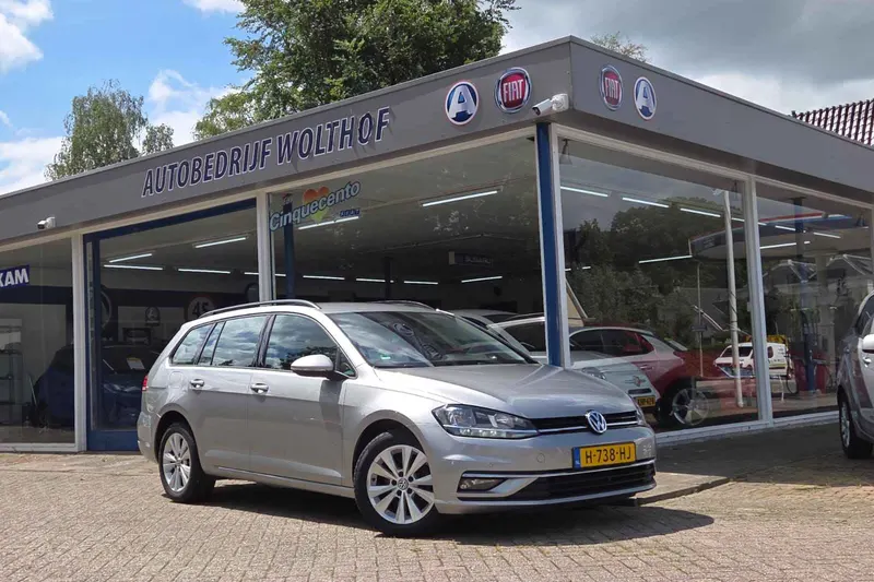 Volkswagen Golf (2020)