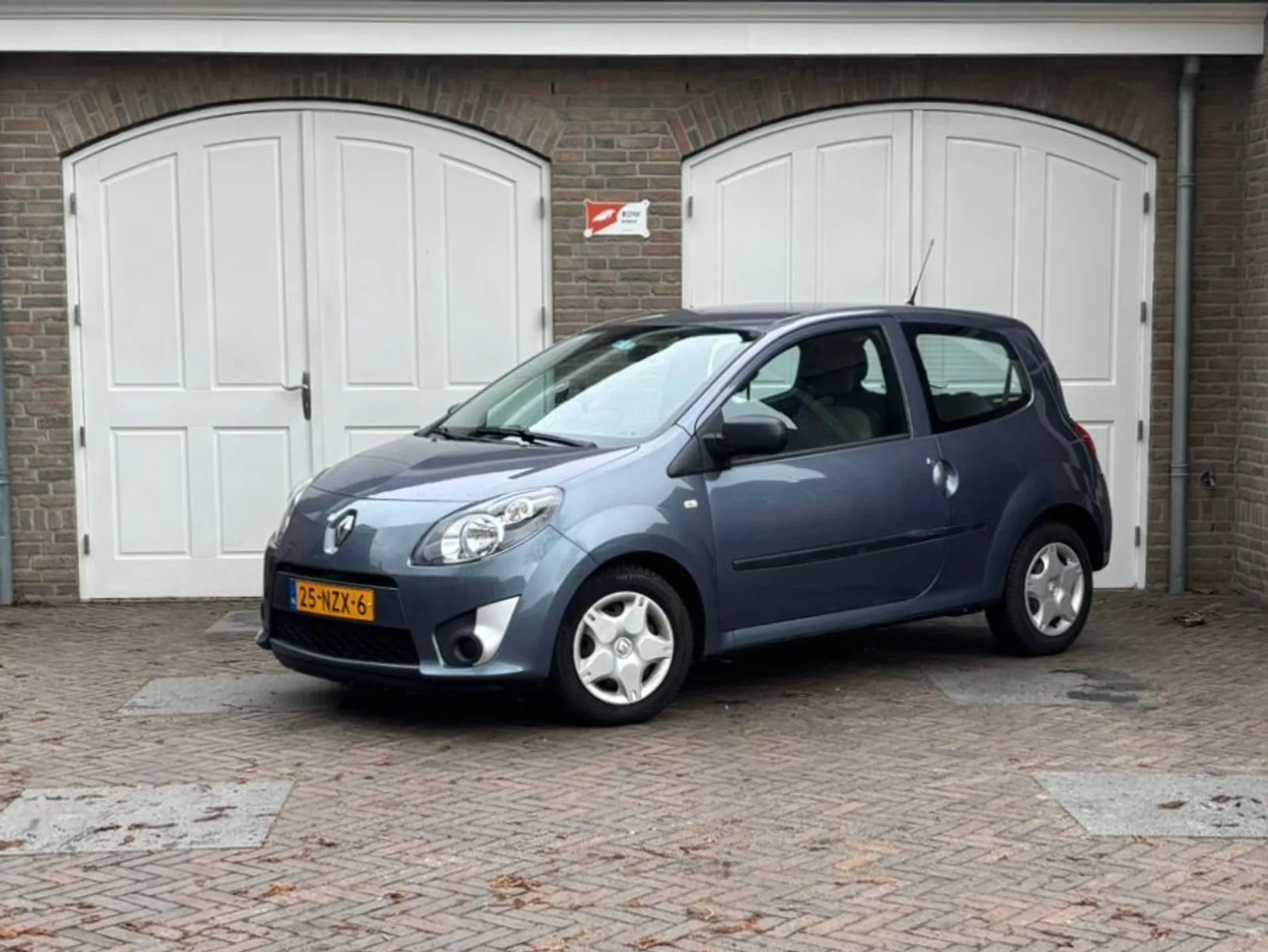 Renault Twingo (2011) — foto 1