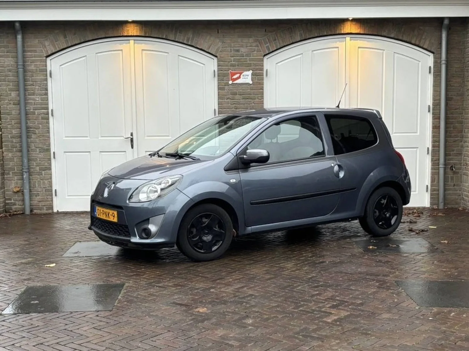 Renault Twingo (2011) — foto 1