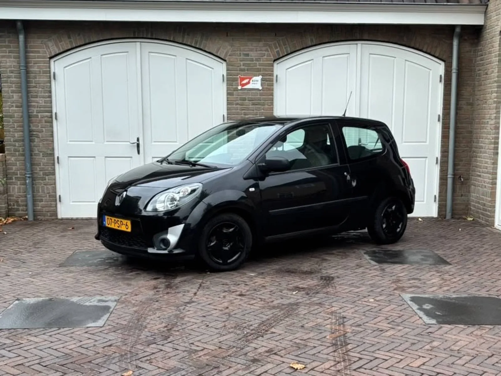 Renault Twingo (2011) — foto 1