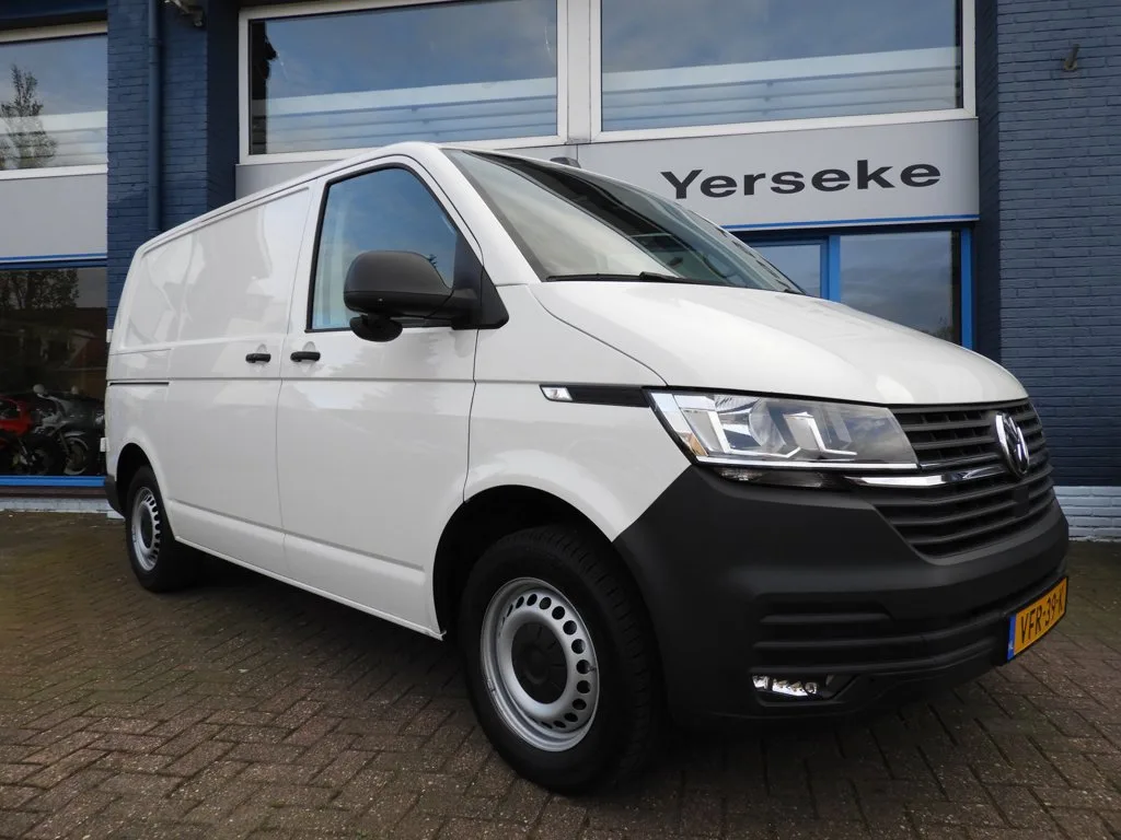 Volkswagen Transporter (2020) — foto 1