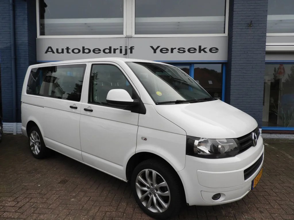 Volkswagen Transporter (2014) — foto 1