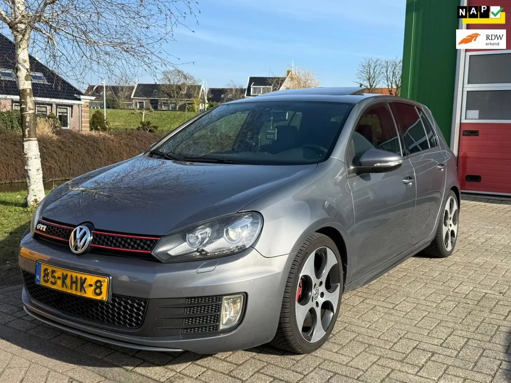 Volkswagen Golf (2009) — foto 1