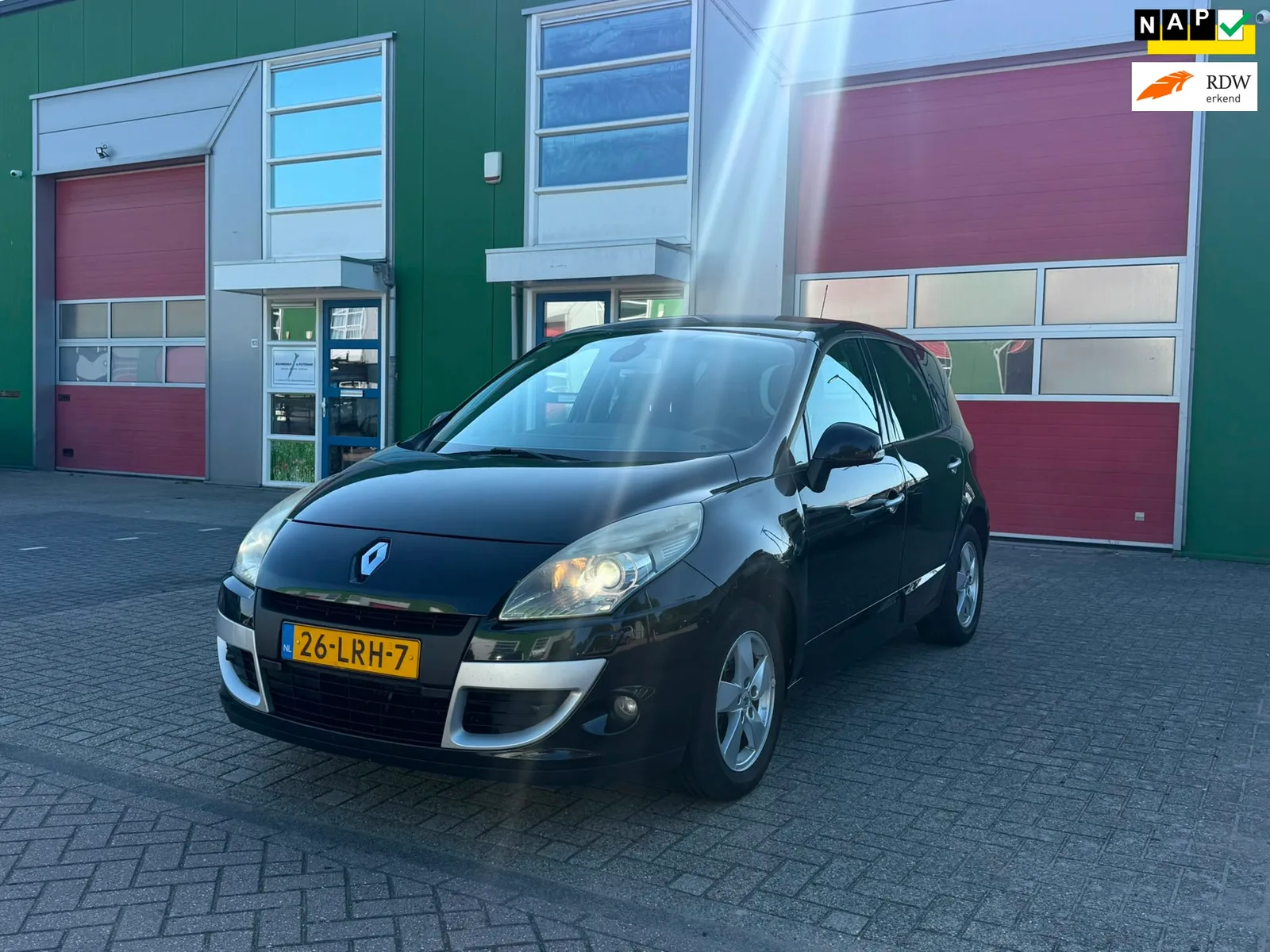 Renault Scénic (2010) — foto 1