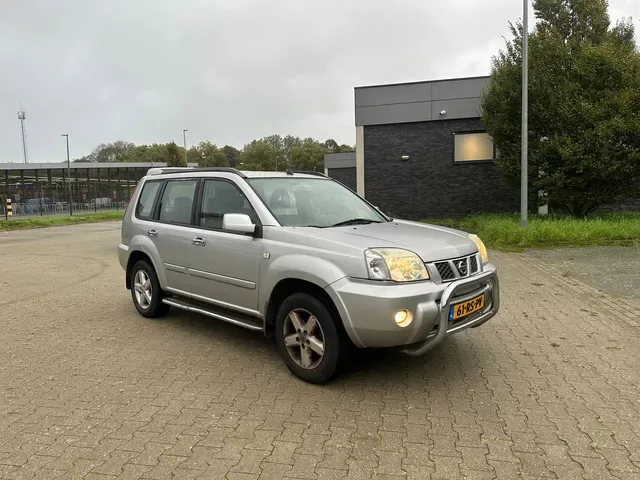 Nissan X-Trail (2005) — foto 1