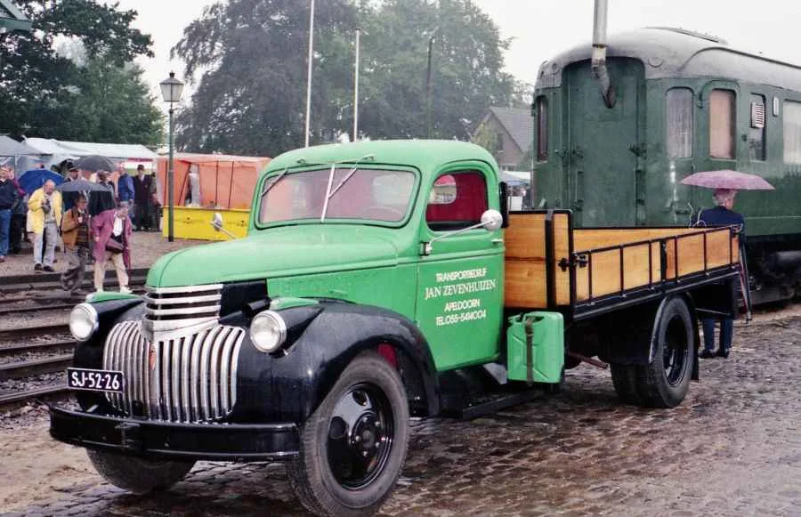 Chevrolet Pick Up (1954) — foto 1
