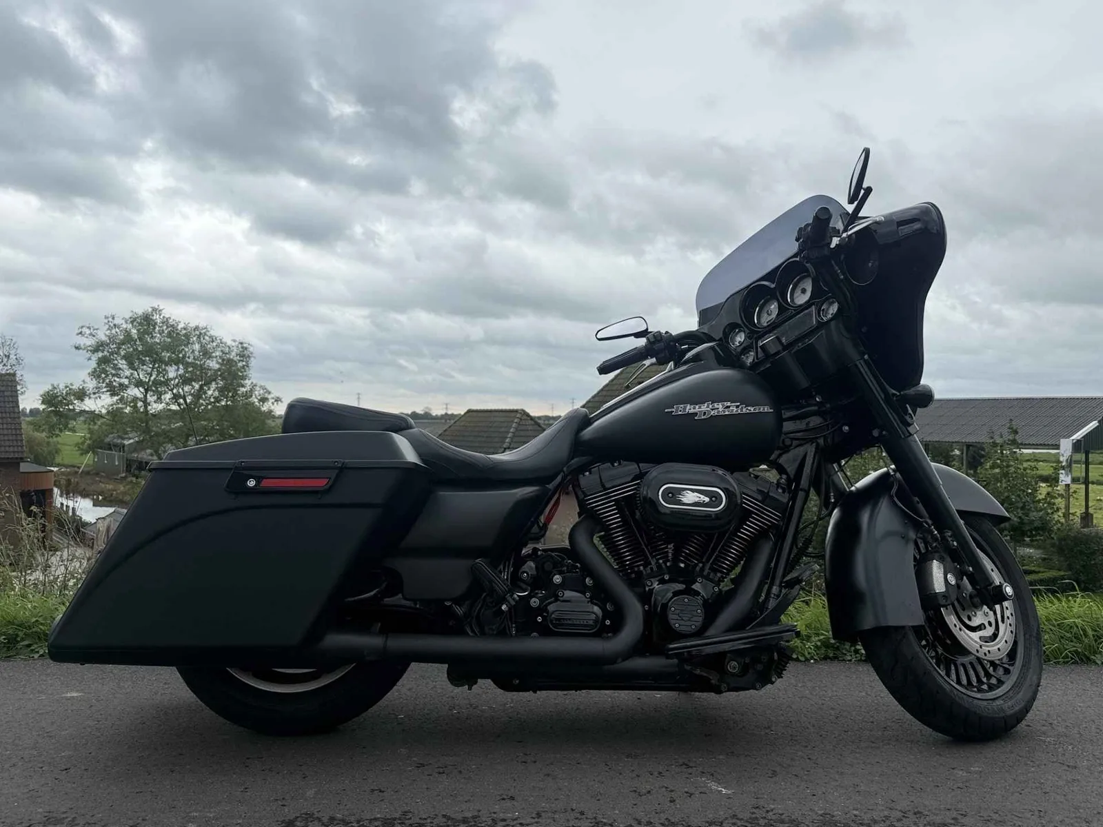 Harley-Davidson Street Glide (2013) — foto 1