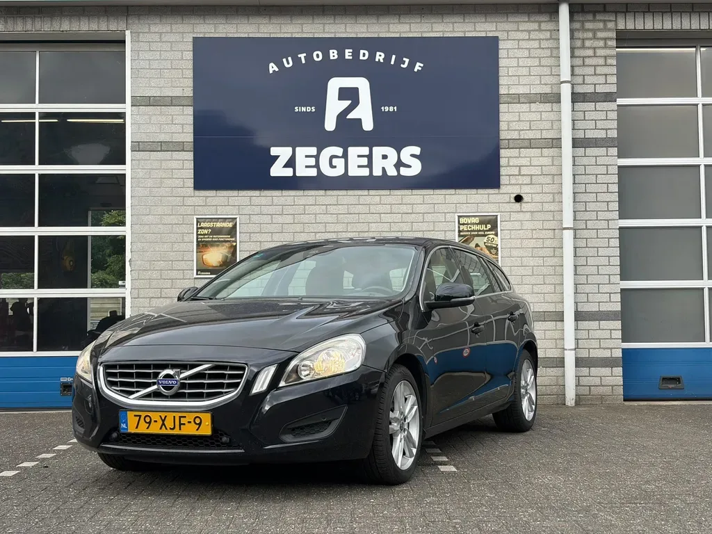 Volvo V60 (2012) — foto 1