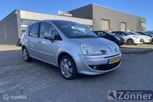 Renault Modus (2008) — foto 1