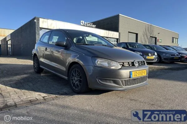 Volkswagen Polo (2011) — foto 1