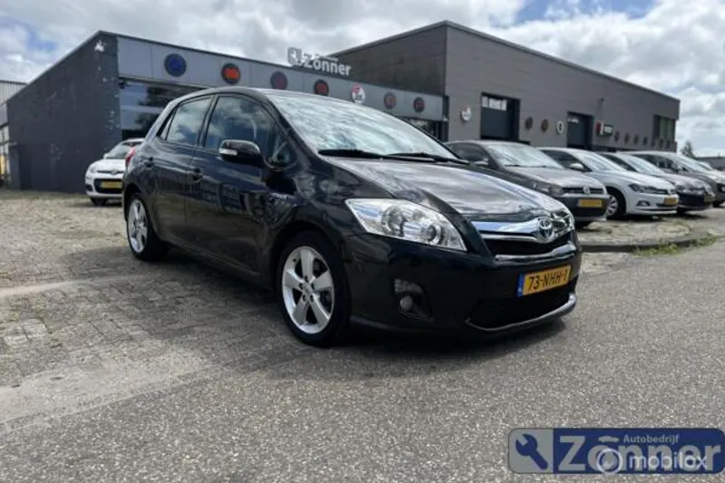 Toyota Auris (2010)