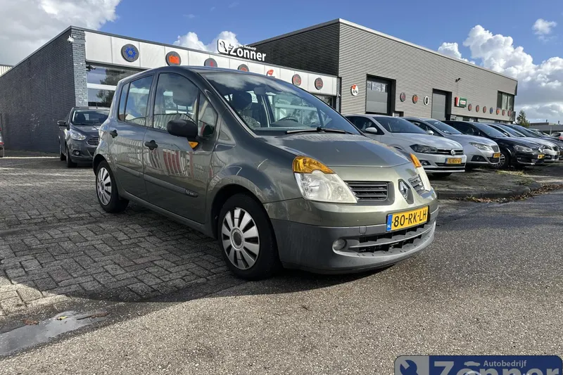 Renault Modus (2005)