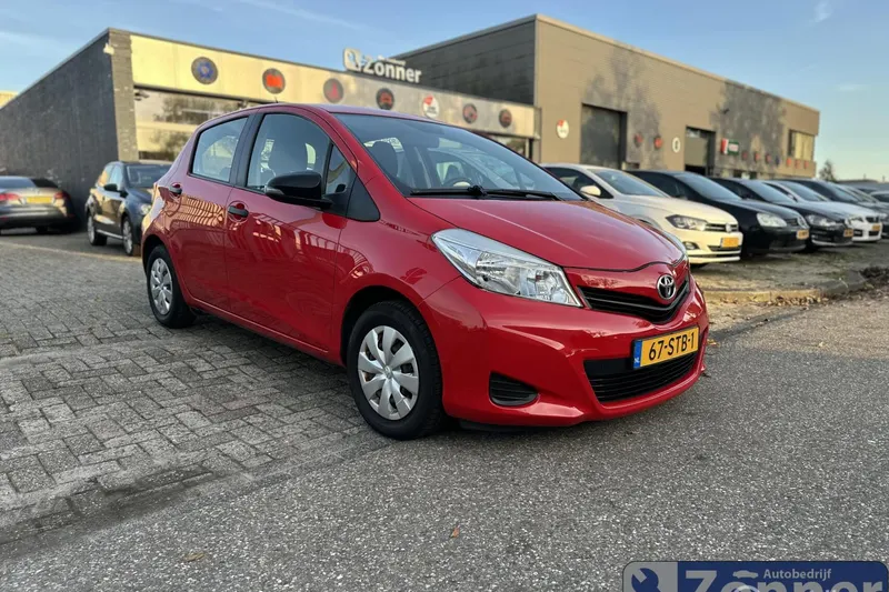 Toyota Yaris (2011)