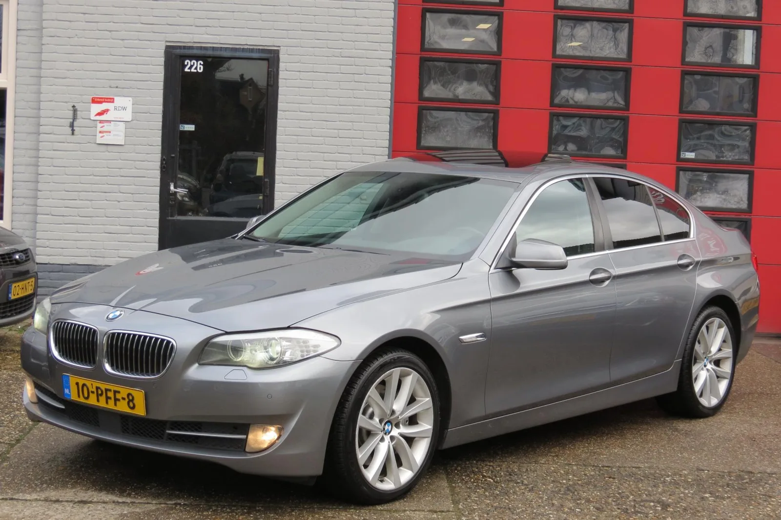 BMW 5-Serie (2011) — foto 1