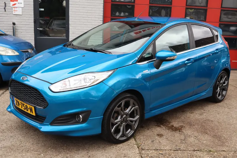 Ford Fiesta (2013)