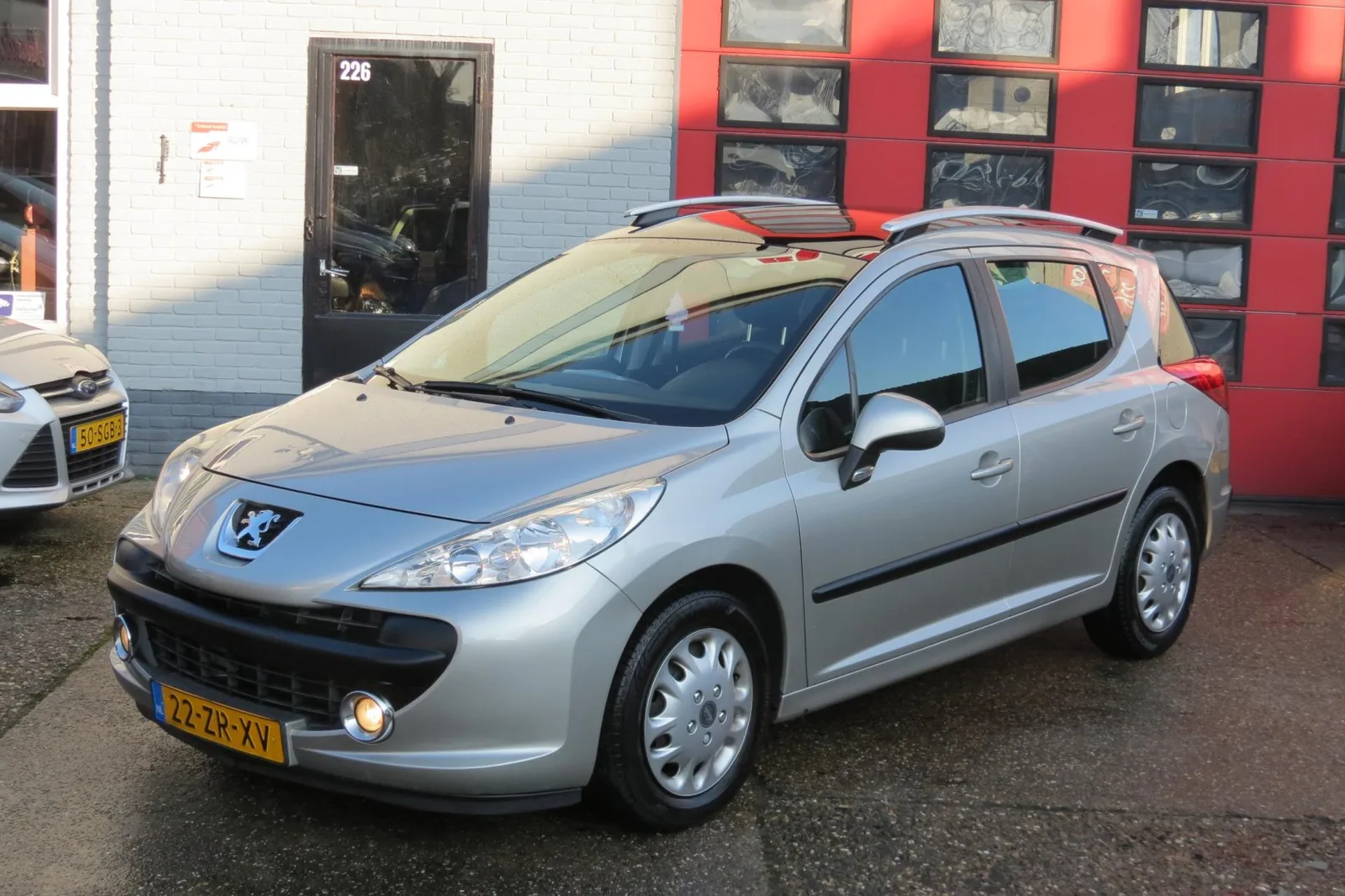 Peugeot 207 (2008) — foto 1