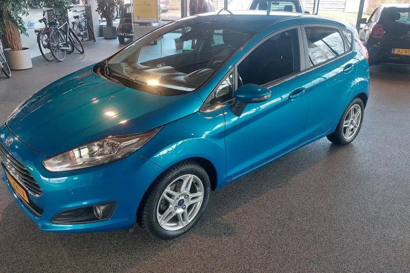 Ford Fiesta (2013)