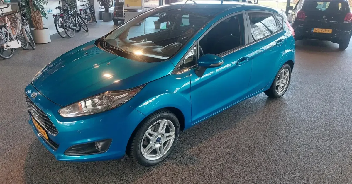 Ford Fiesta (2013) — foto 1