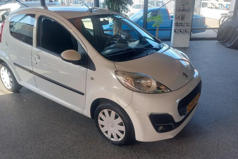 Peugeot 107 (2013)