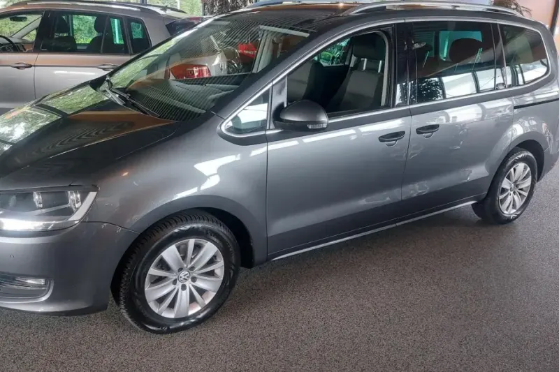 Volkswagen Sharan (2011)