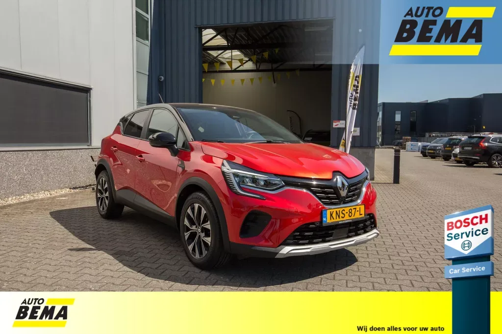 Renault Captur (2024) — foto 1