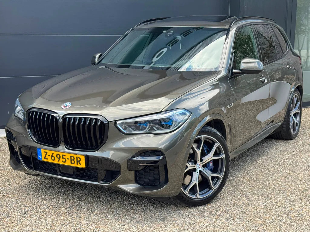 BMW X5 (2023) — foto 1