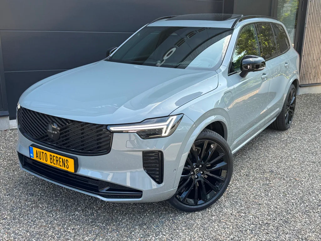 Volvo XC90 (2026) — foto 1