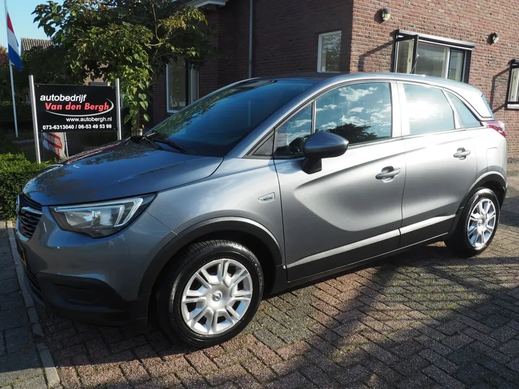 Opel Crossland (2019) — foto 1