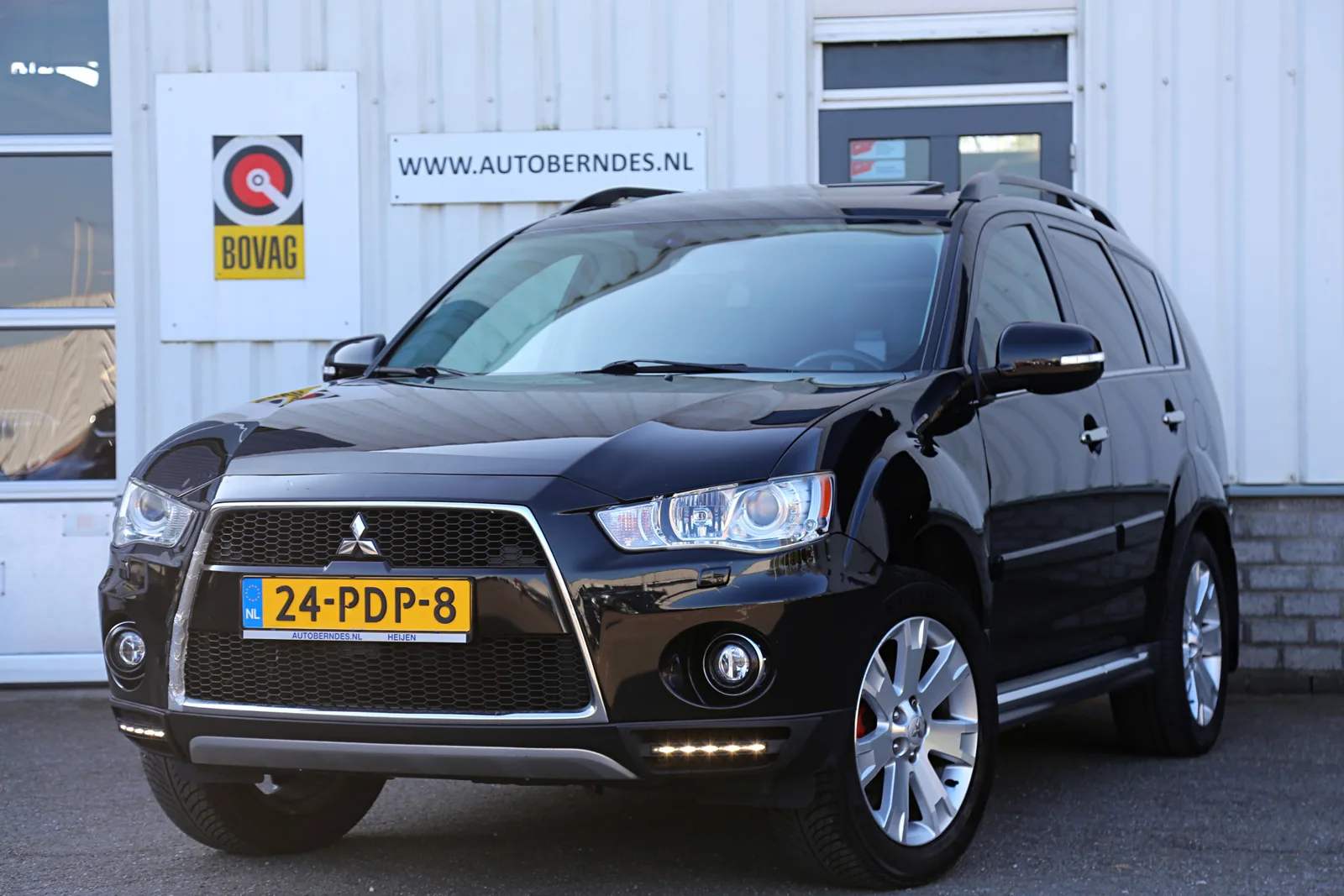 Mitsubishi Outlander (2011) — foto 1