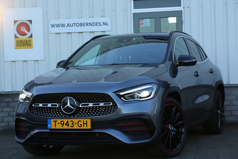 Mercedes-Benz GLA (2021)