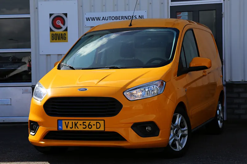 Ford Transit Courier (2021)