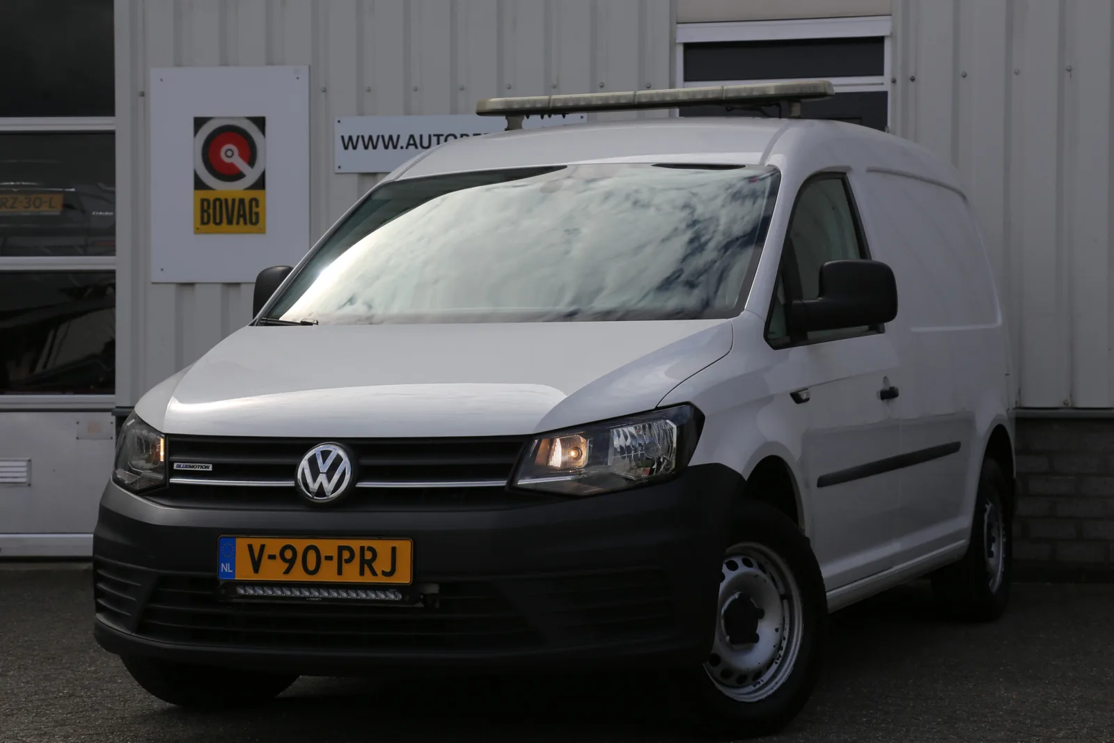 Volkswagen Caddy Maxi (2019) — foto 1