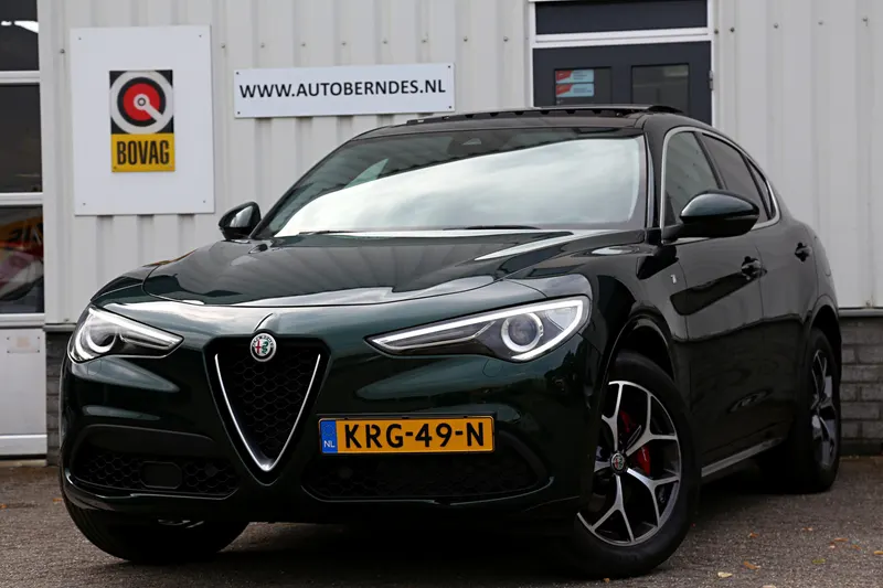 Alfa Romeo Stelvio (2021)