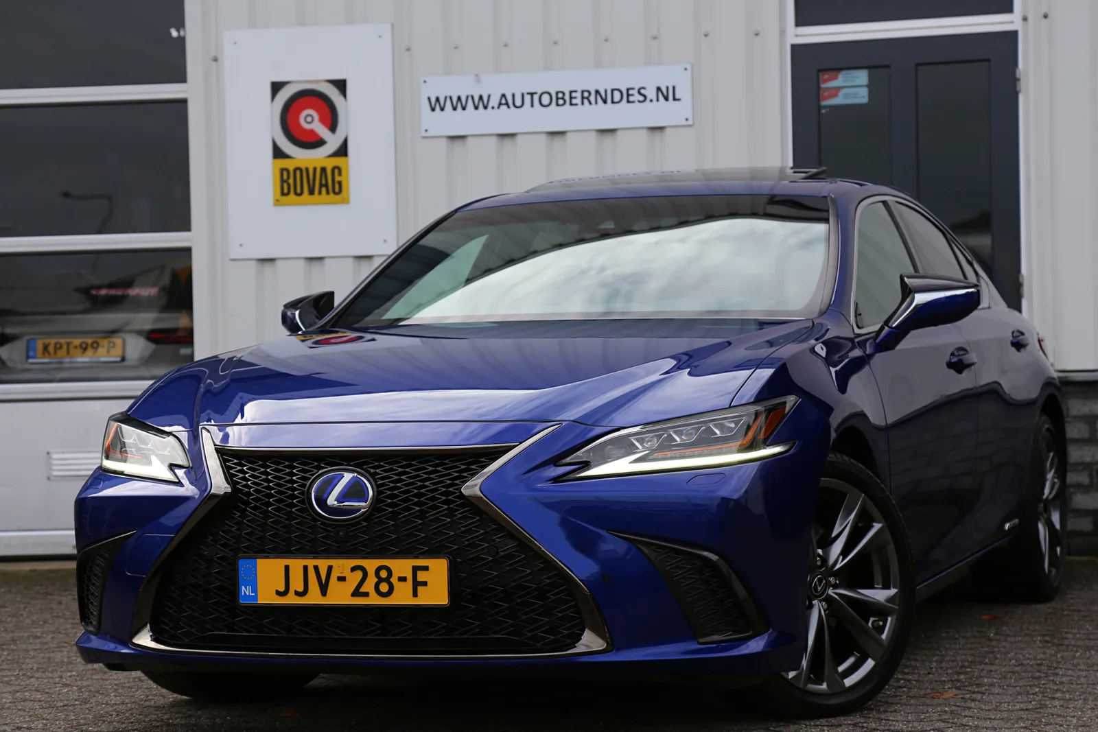 Lexus ES (2021) — foto 1