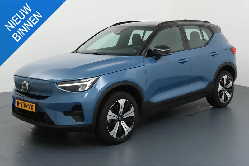 Volvo XC40 (2022)